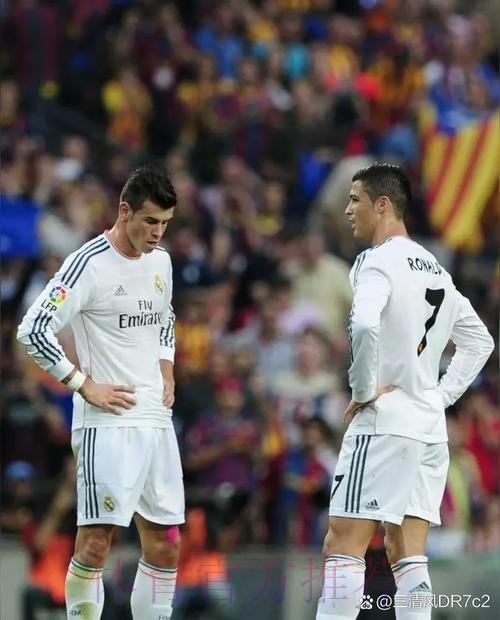 记者:贝尔告知齐达内不想踢比赛 故没有进大名单 记者:贝尔告知齐达内不想踢比赛 故没有进大名单